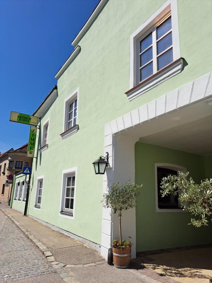 Gruener Baum Wachau - Retro Fruehstueckspension เมาแตร์น ภายนอก รูปภาพ